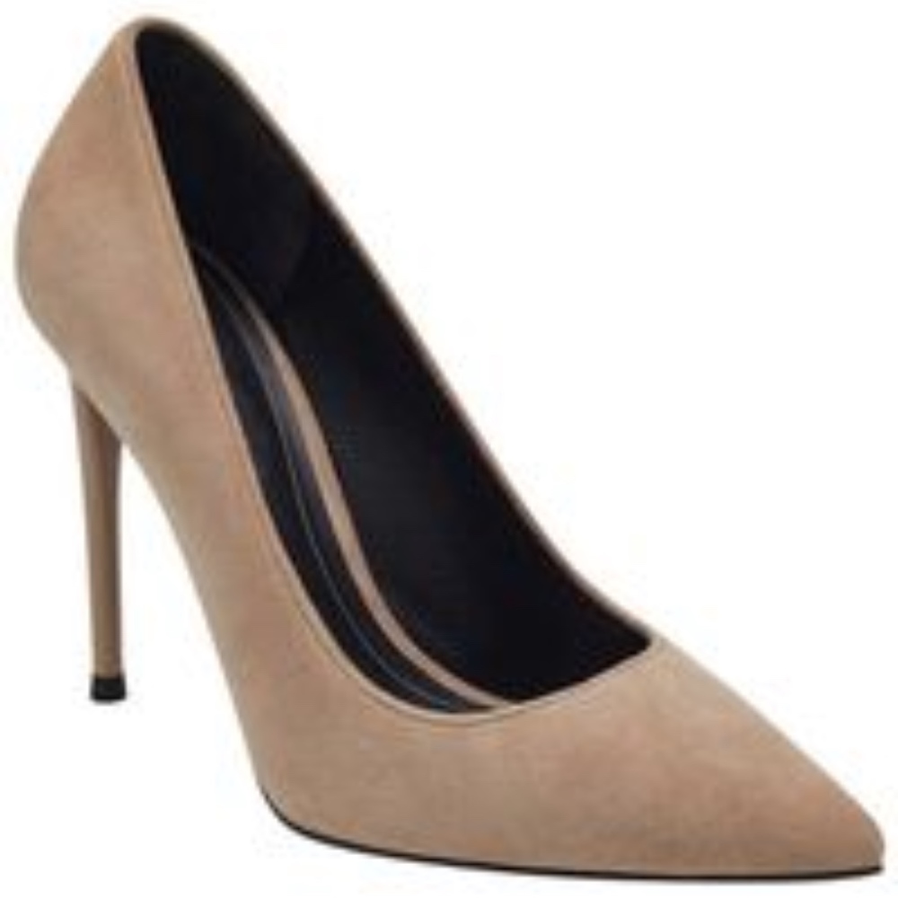 Kendall + Kylie Clara Suede Pump
